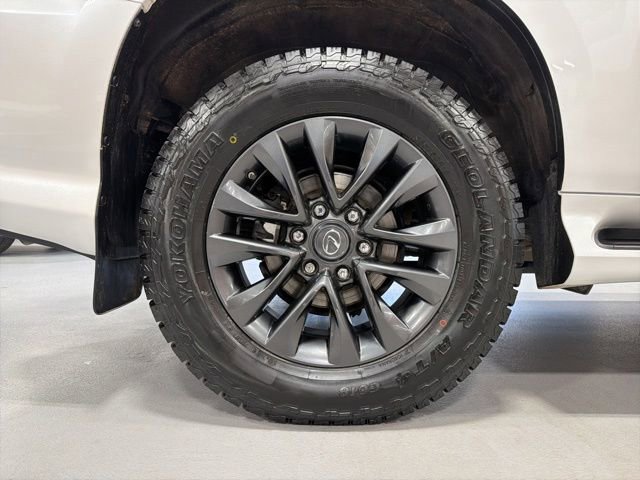 Certified 2023 Lexus GX 460 Premium w/ Premium Package AWD/4WD image 38
