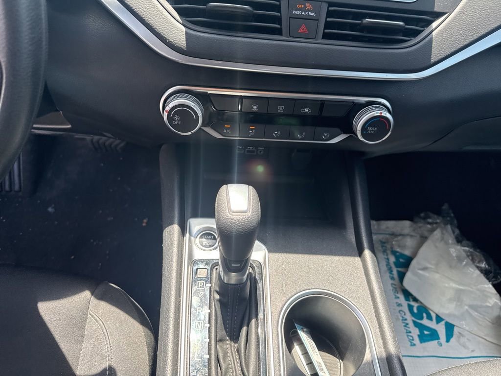 Used 2022 Nissan Altima 2.5 SV FWD image 17