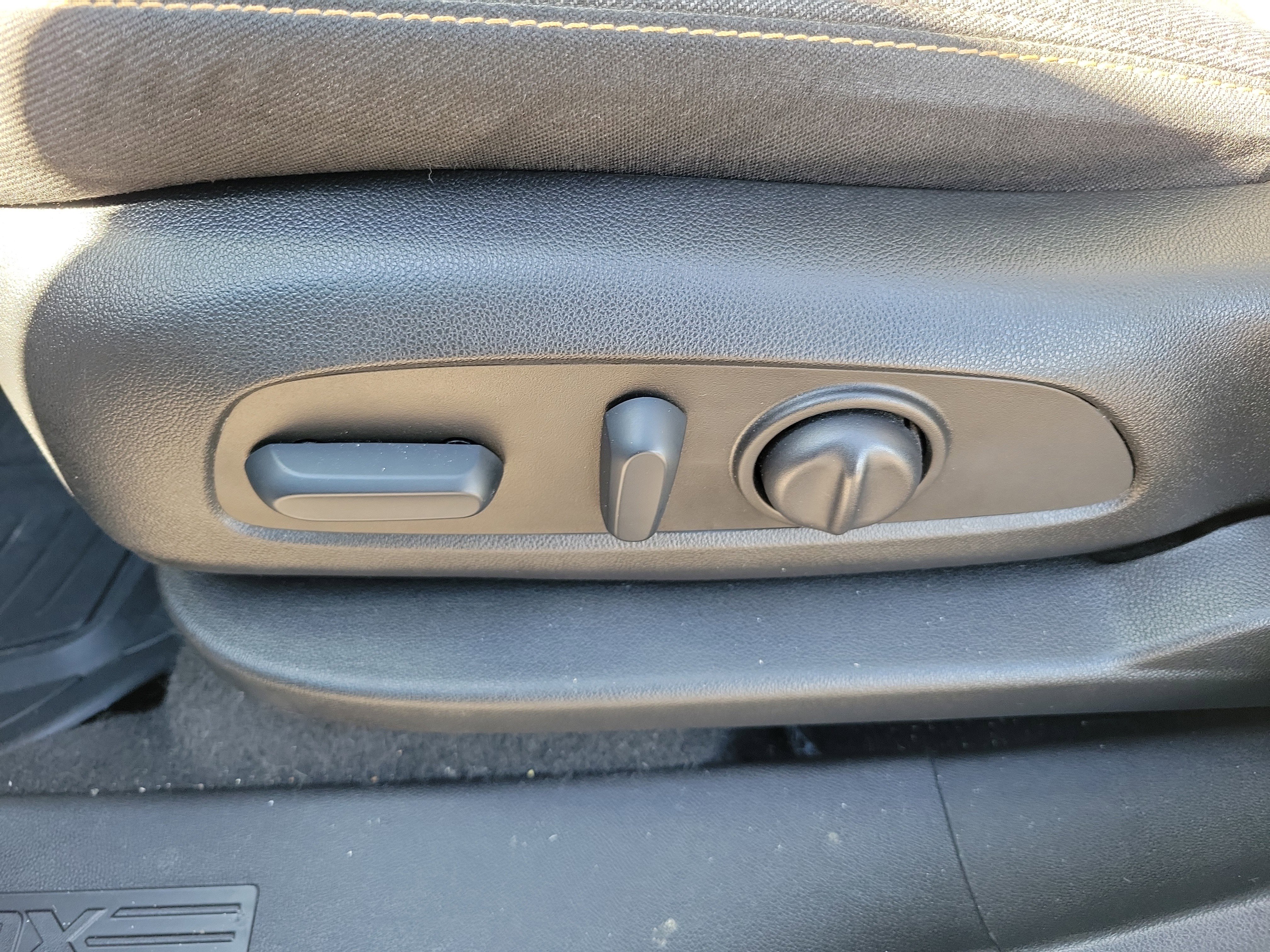 Used 2022 Chevrolet Equinox LT image 21