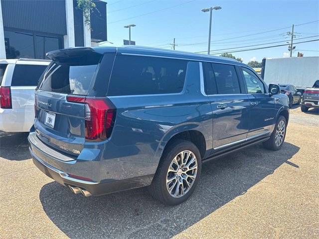 Certified 2025 GMC Yukon XL Denali w/ Sun & Power Step Package image 5