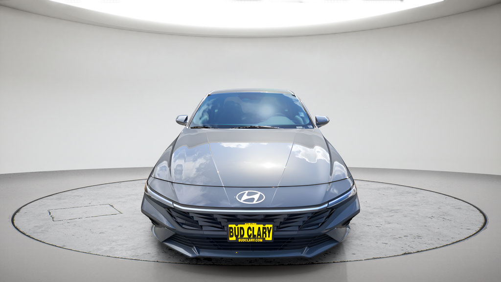 Used 2026 Hyundai Elantra SE FWD image 8
