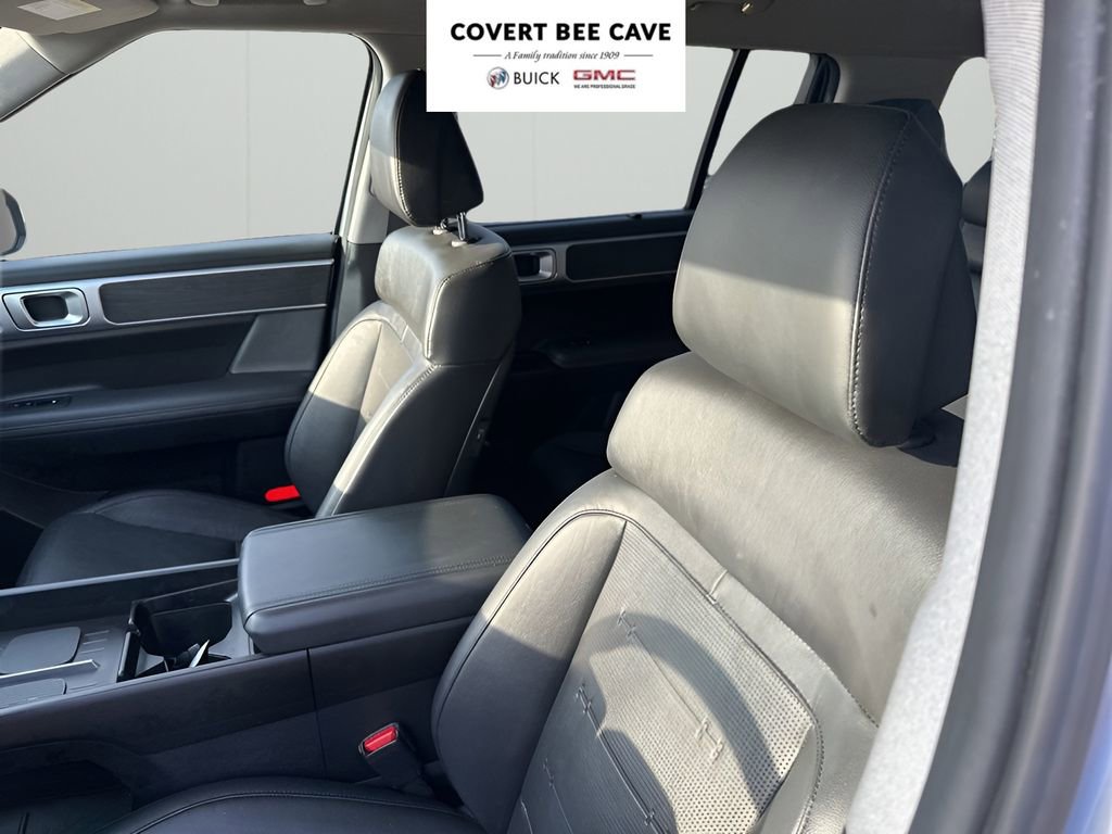 Used 2024 Hyundai Santa Fe Limited image 27