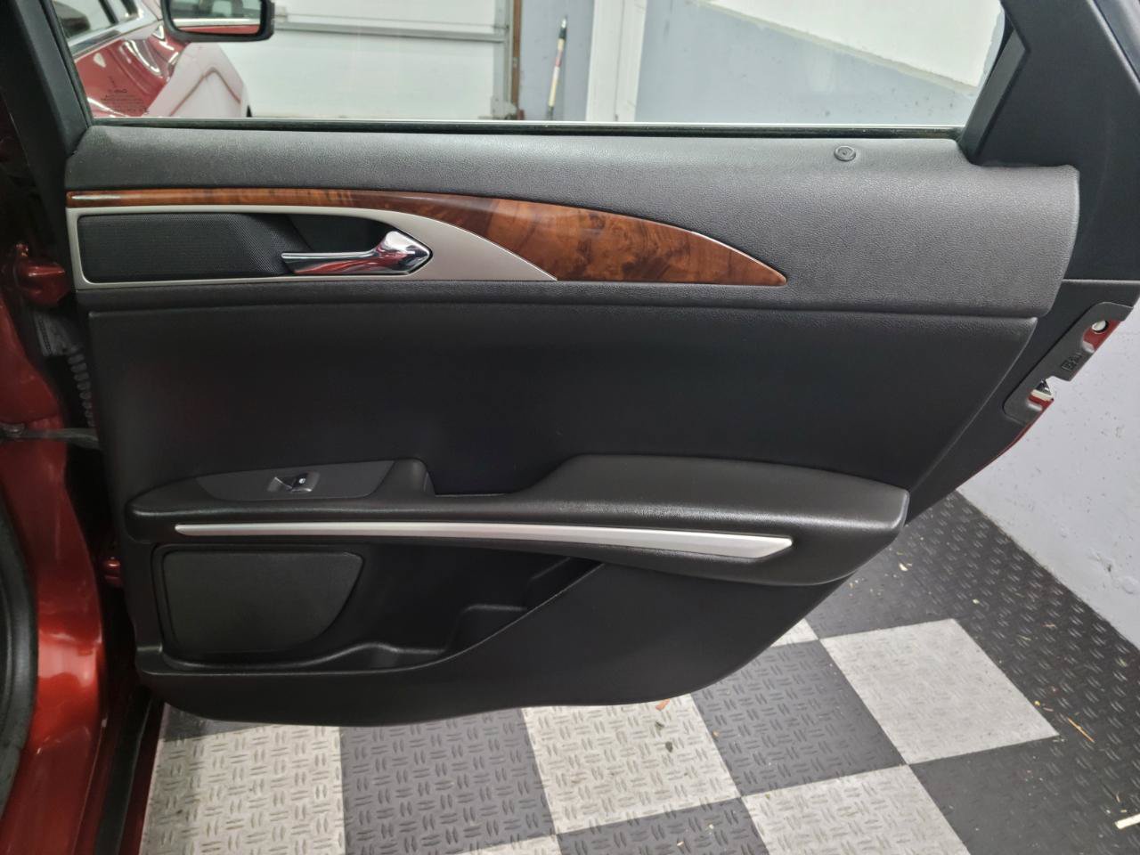 Used 2014 Lincoln MKZ AWD w/ Equipment Group 102A Reserve image 27