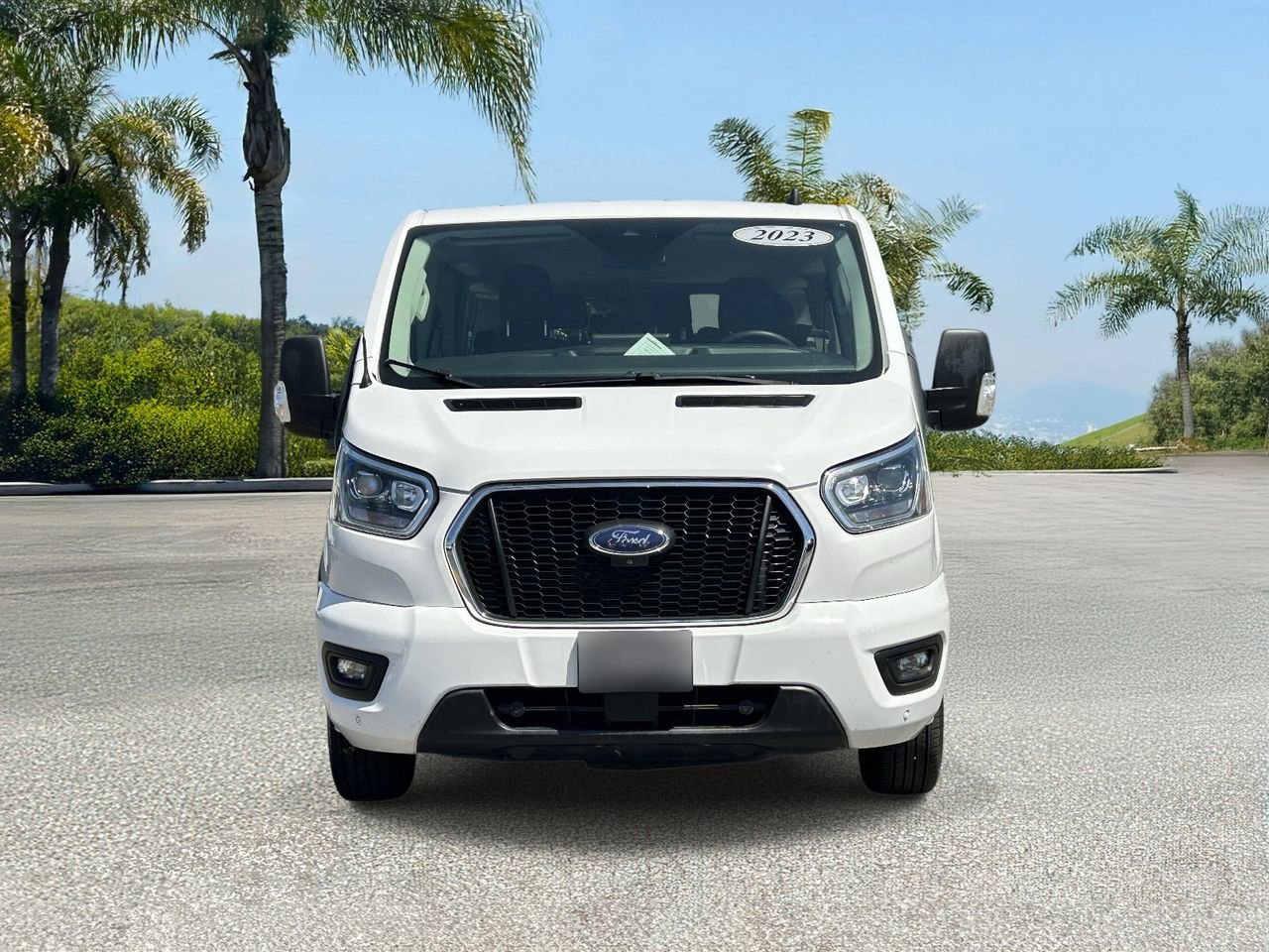 Used 2023 Ford Transit 350 XLT RWD image 7