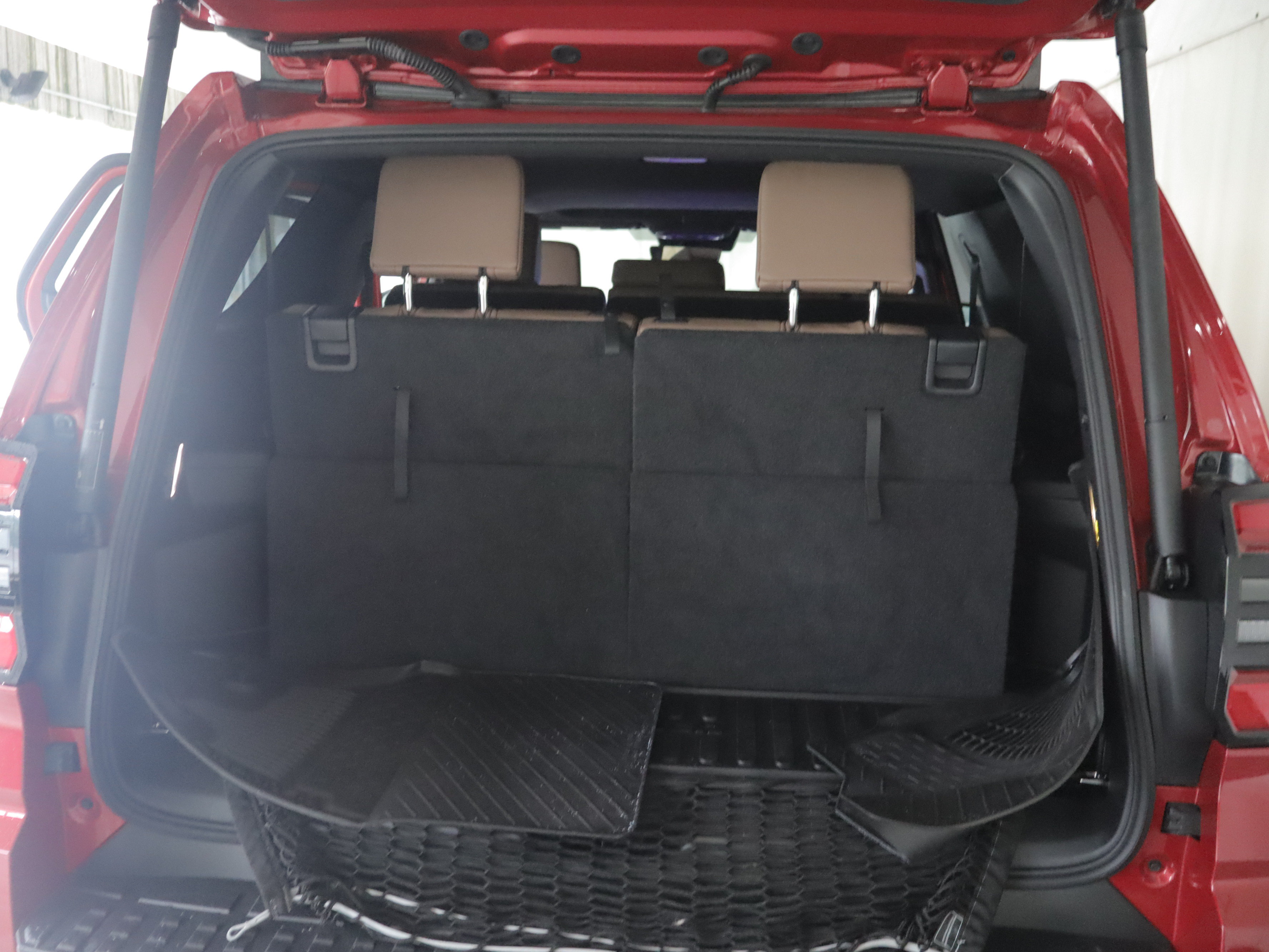 Used 2025 Toyota 4Runner Limited AWD/4WD image 20