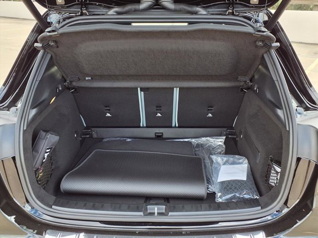 New 2026 Mercedes-Benz GLA 250 image 22