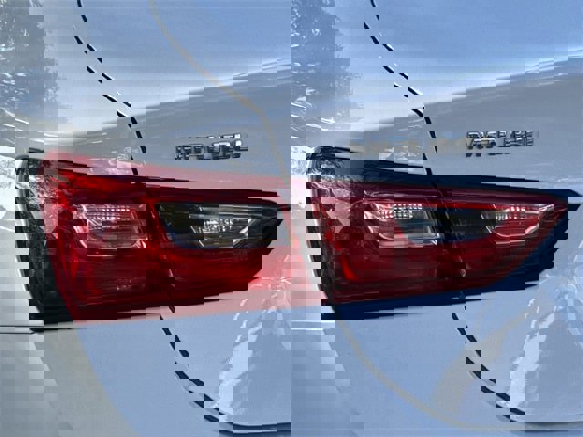 Used 2024 Chevrolet Malibu LT image 6