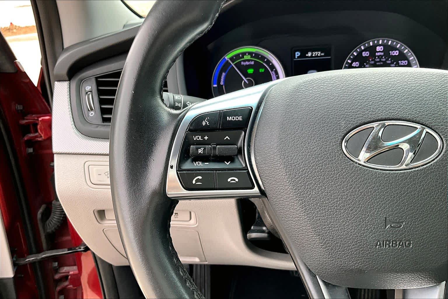 Used 2018 Hyundai Sonata SE FWD image 22