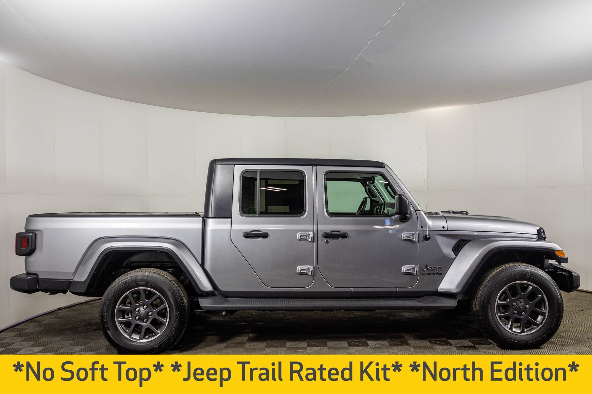 Used 2020 Jeep Gladiator Overland AWD/4WD image 16