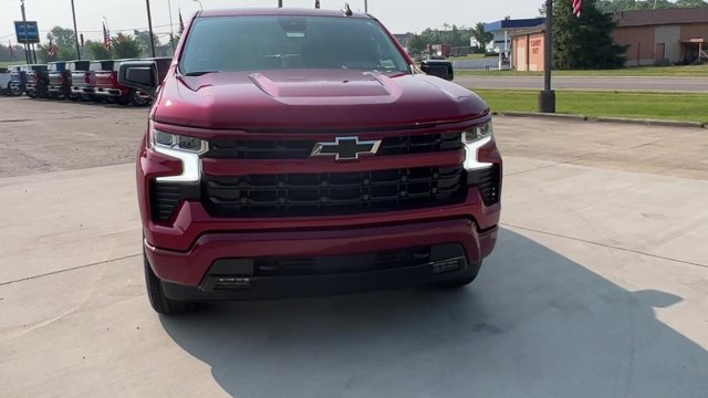 Used 2023 Chevrolet Silverado 1500 RST AWD/4WD image 4