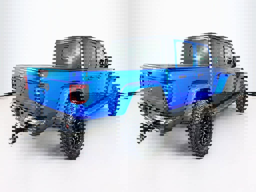 Used 2024 Jeep Gladiator Sport image 25