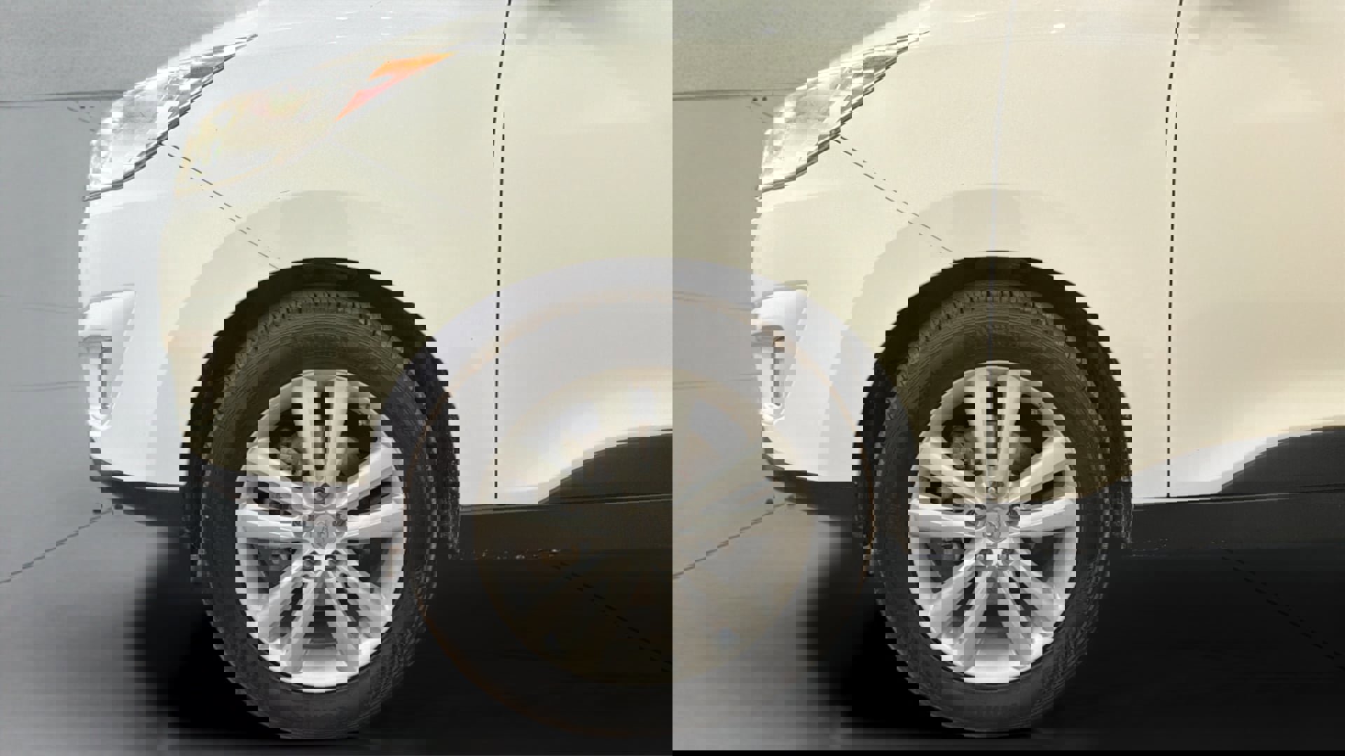 Used 2013 Hyundai Tucson Limited w/ Premium Pkg image 36