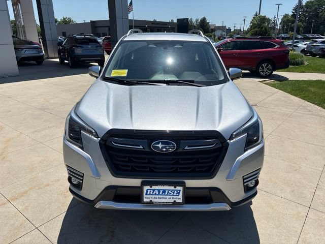Used 2023 Subaru Forester Touring AWD/4WD image 2