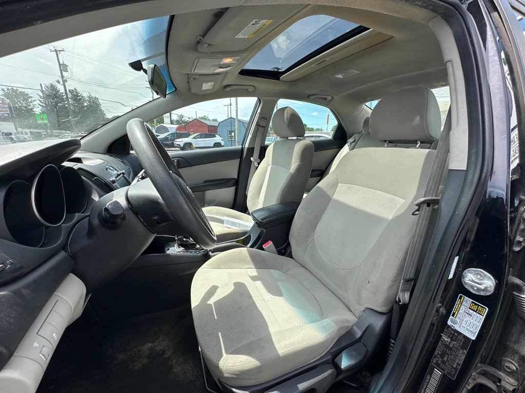 Used 2012 Kia Forte EX w/ Tech Pkg FWD image 10