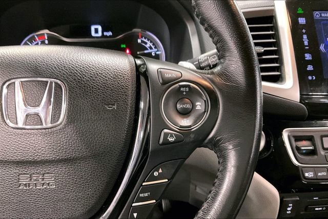 Used 2016 Honda Pilot Touring image 19
