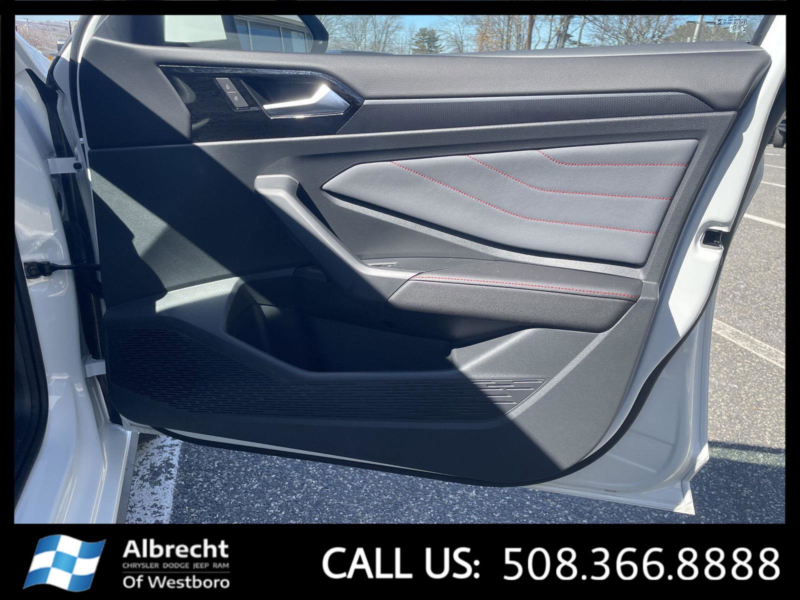 Used 2025 Volkswagen Jetta GLI Autobahn image 21