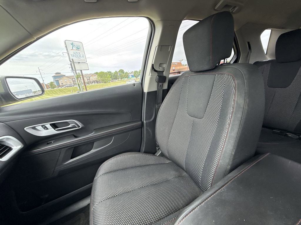 Used 2015 Chevrolet Equinox LT w/ Driver Convenience Package FWD image 30