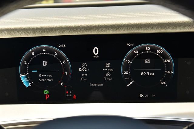 New 2026 Volkswagen Tiguan SE FWD image 12