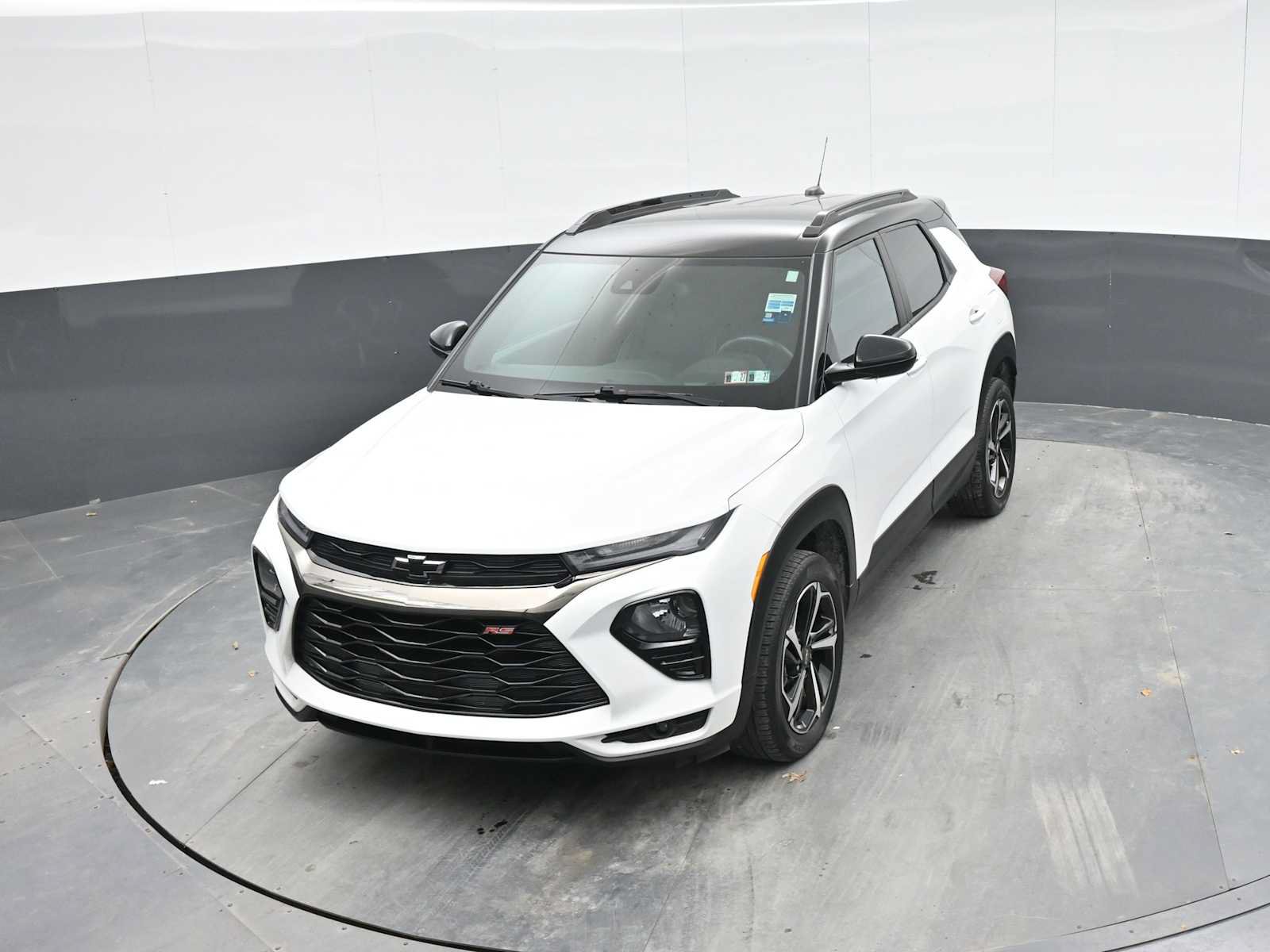 Used 2023 Chevrolet TrailBlazer RS AWD/4WD image 16