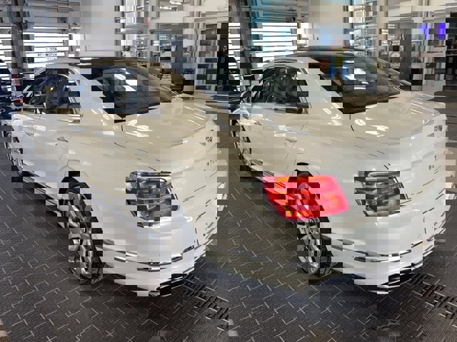 Used 2021 Bentley Flying Spur W12 image 14