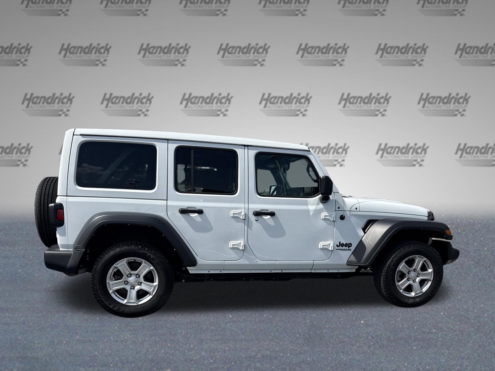 Used 2022 Jeep Wrangler Unlimited Sport w/ Sun And Sound Package image 10