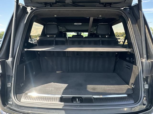 Used 2023 Jeep Grand Wagoneer Series III w/ Rear Seat Video Group 1 AWD/4WD image 14