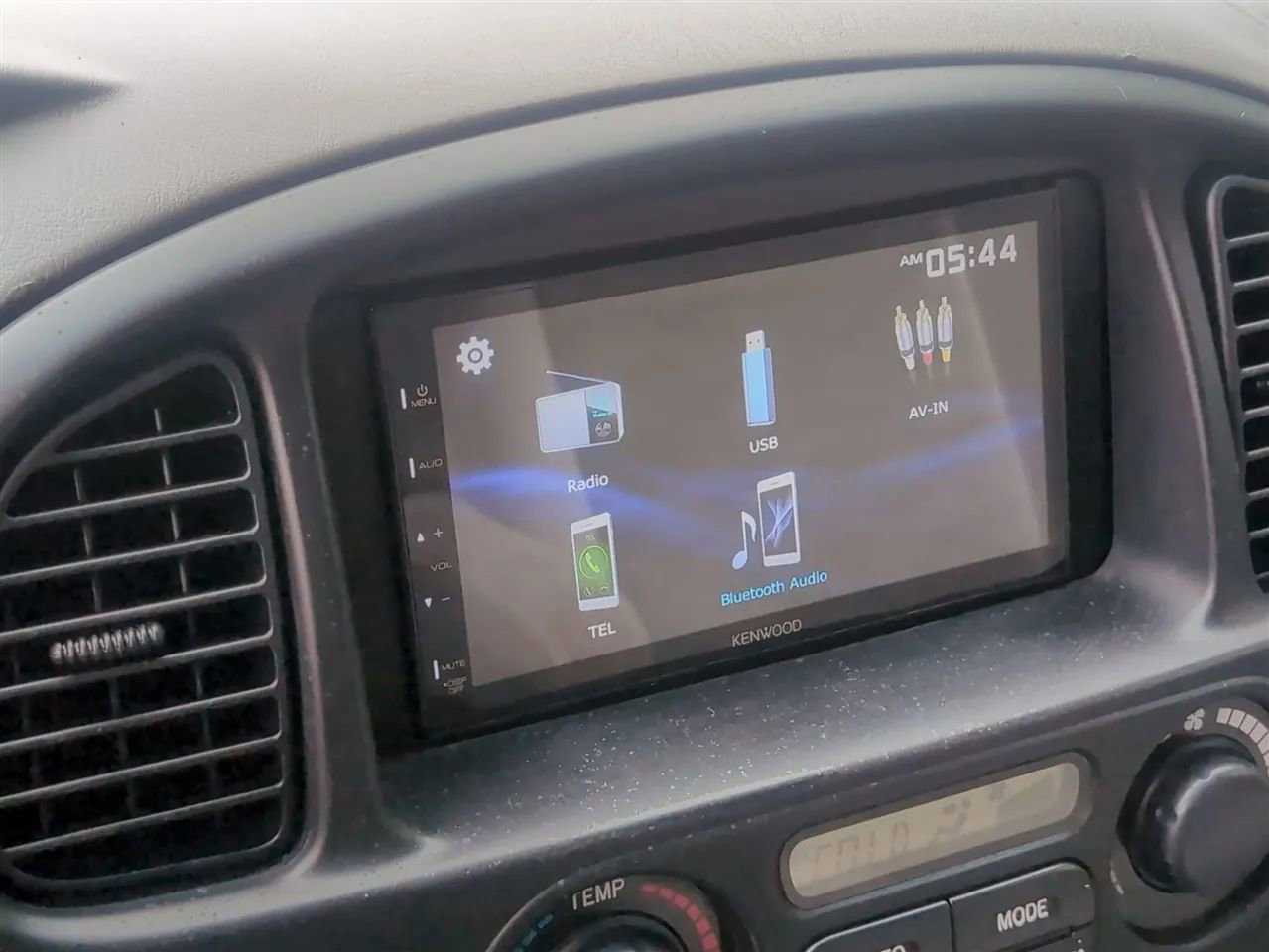 Used 2006 Toyota Sequoia SR5 RWD image 13