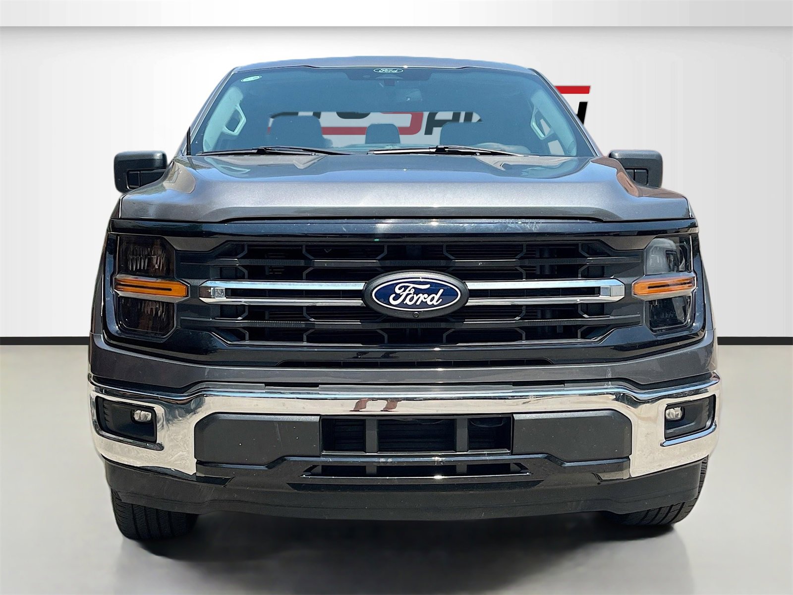 Used 2024 Ford F150 XLT w/ Tow/Haul Package image 2