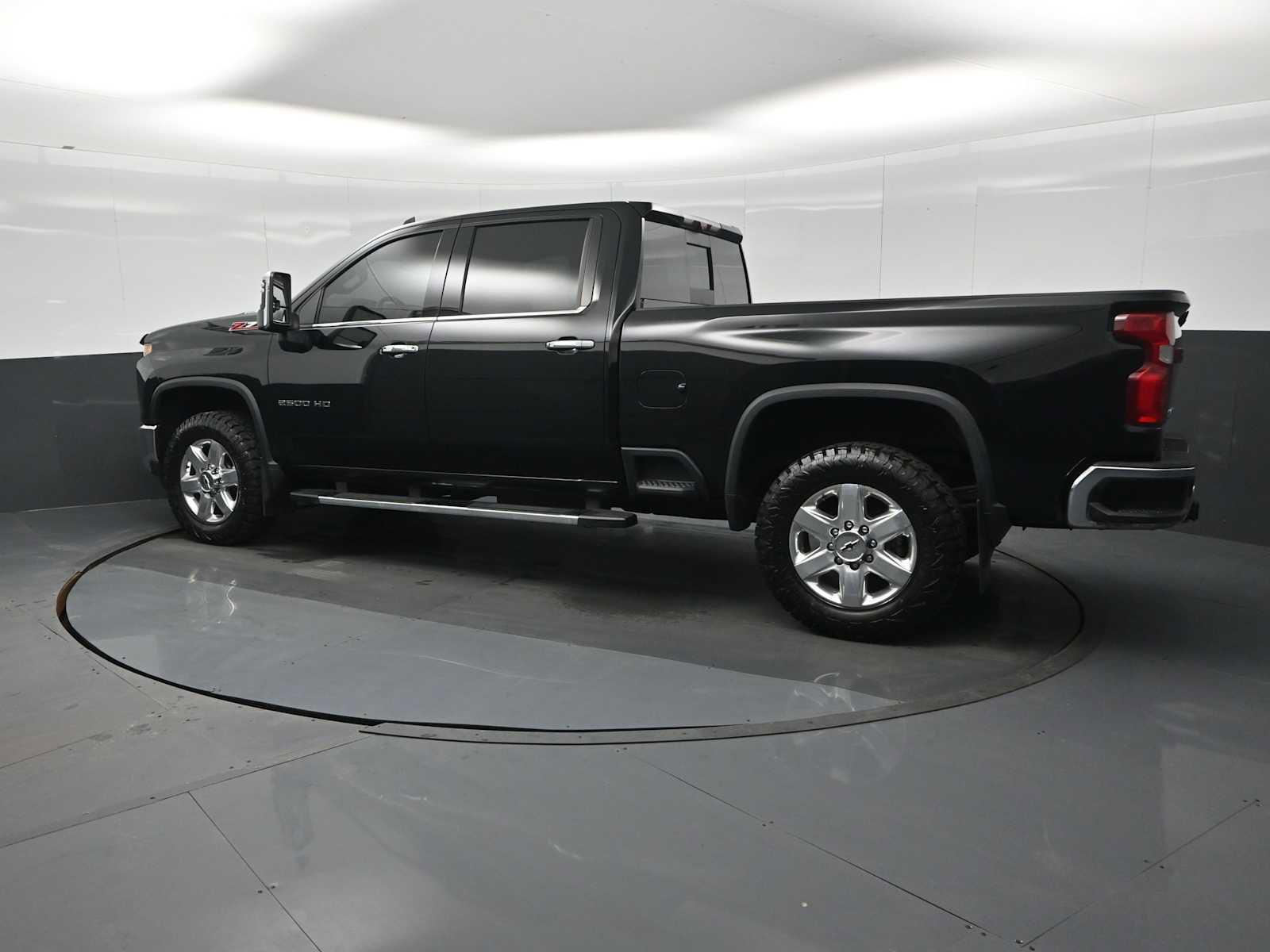 Used 2020 Chevrolet Silverado 2500 LTZ w/ LTZ Plus Package image 7