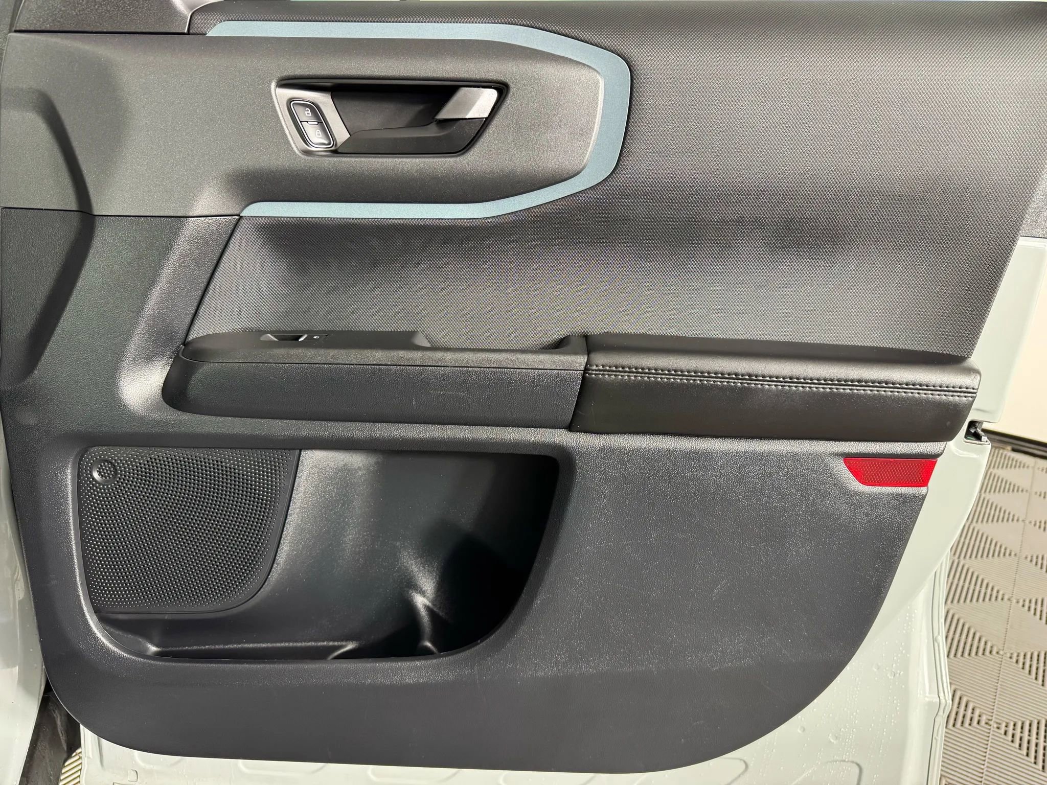 Used 2023 Ford Bronco Sport Badlands image 41