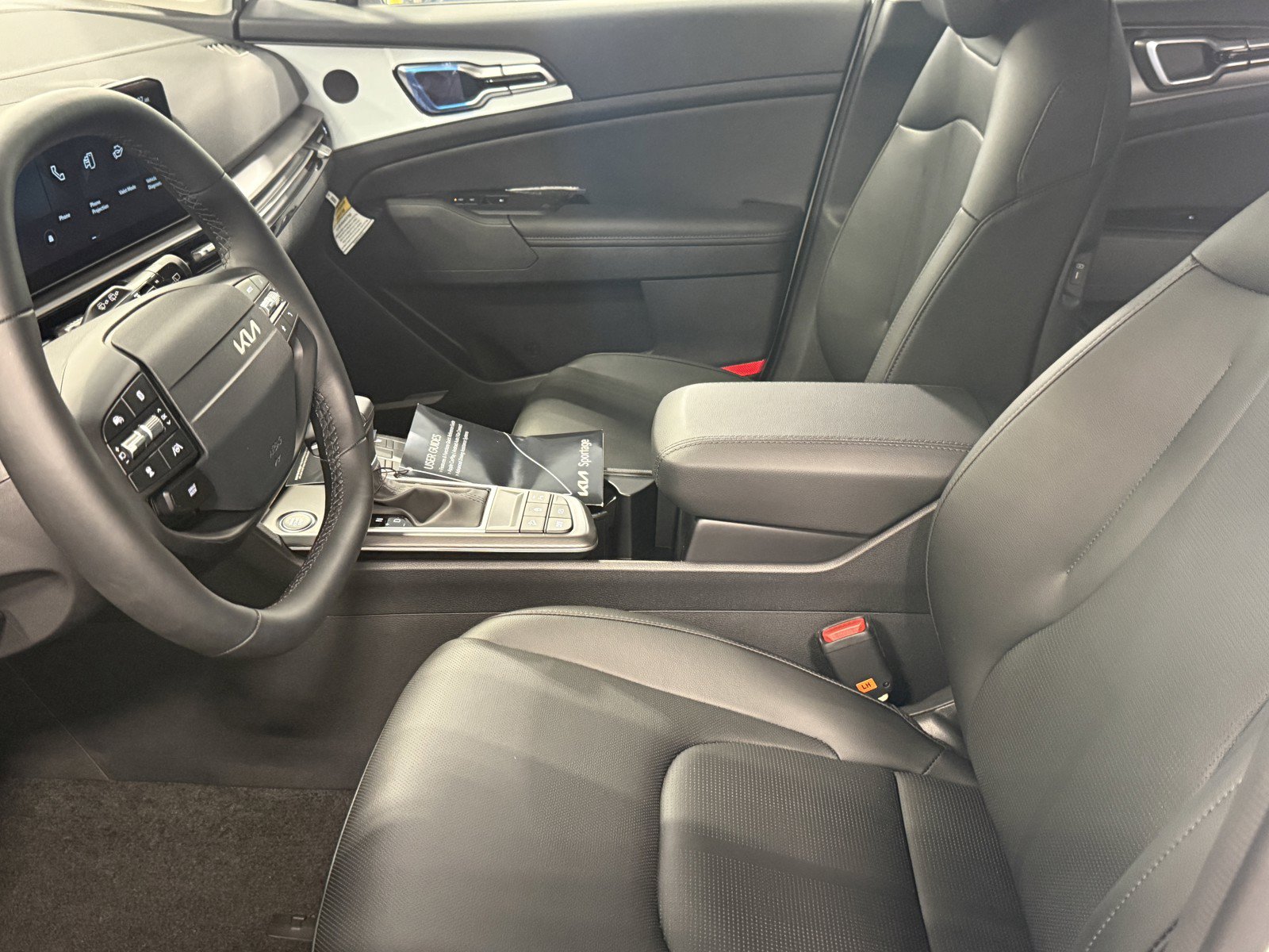 Used 2026 Kia Sportage LX AWD/4WD image 22