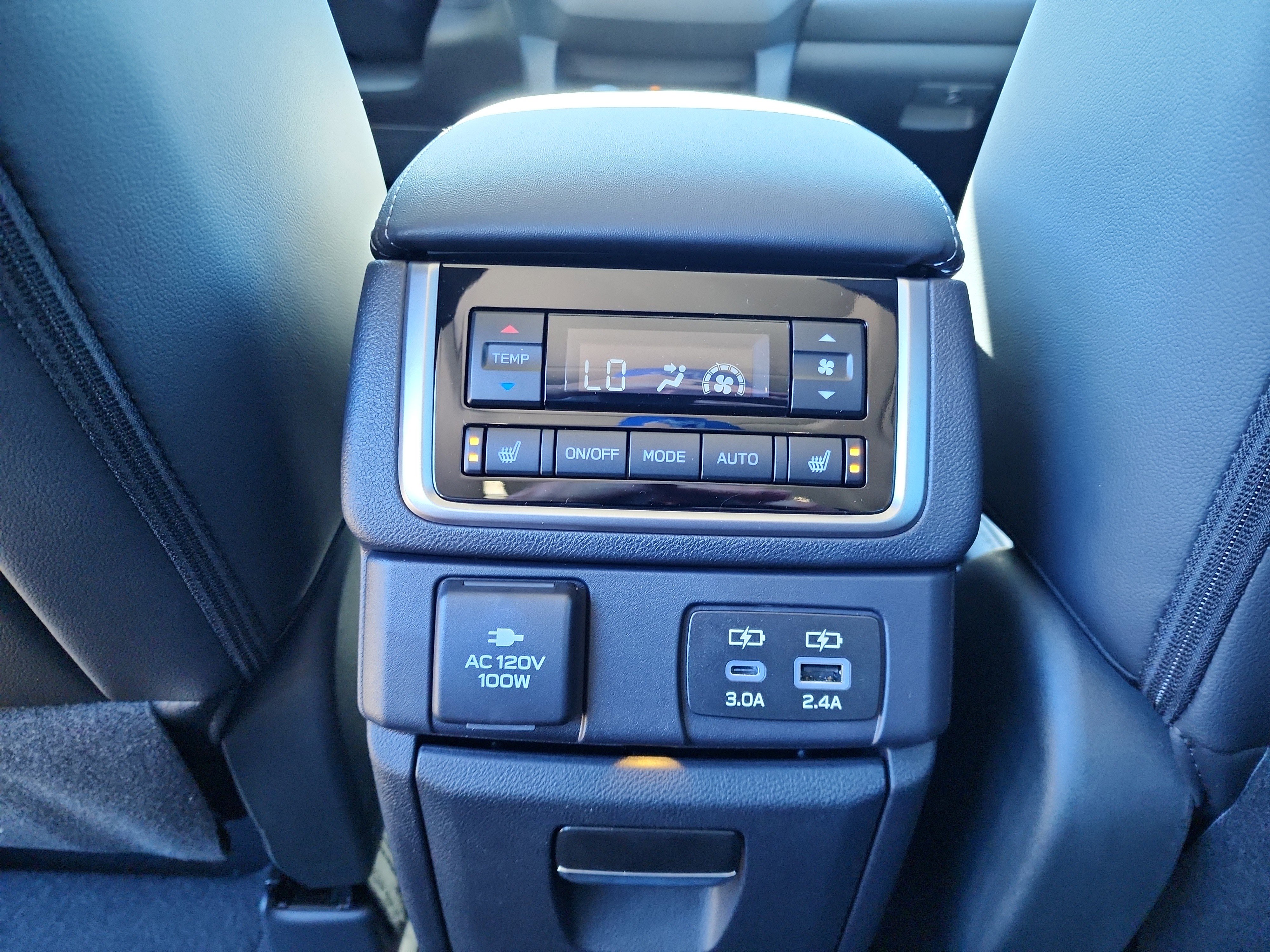 New 2025 Subaru Ascent Touring image 9