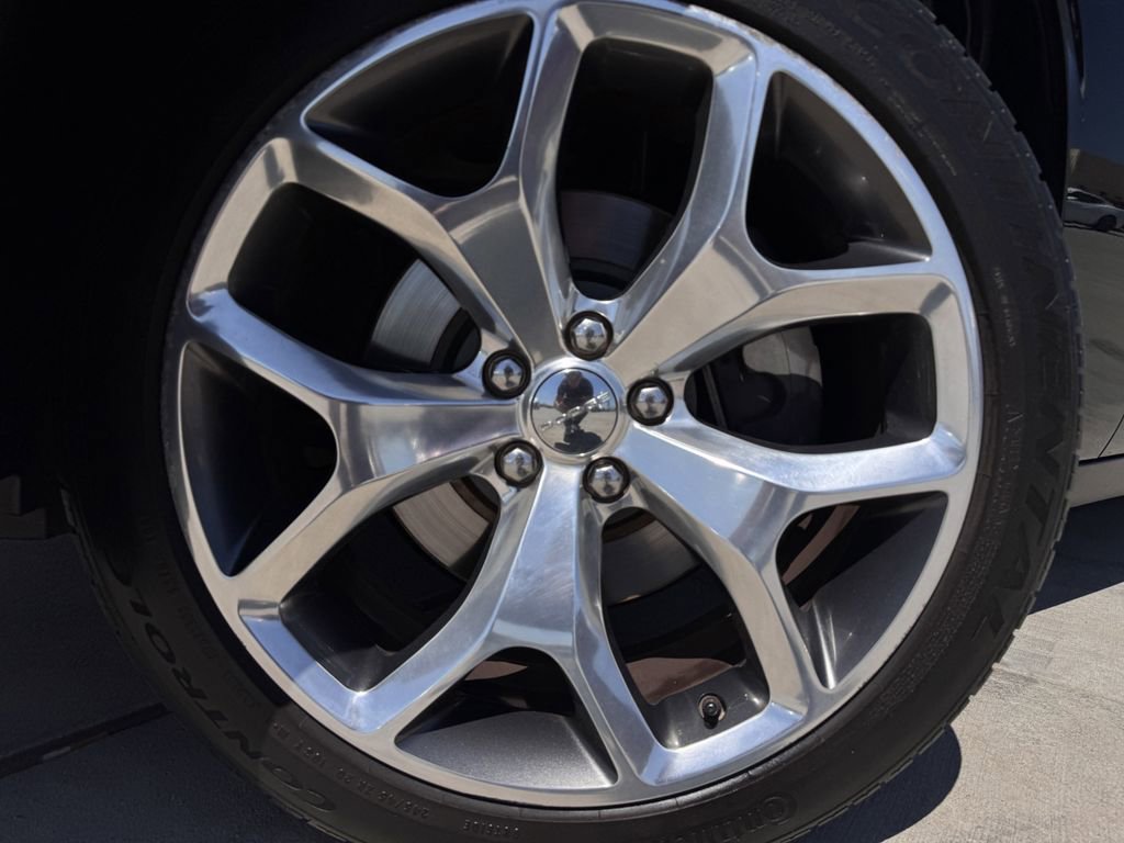 Used 2016 Dodge Challenger SXT Plus image 9