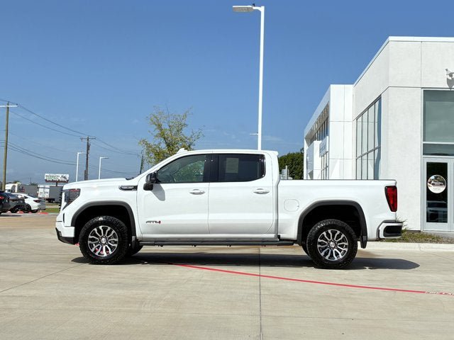 Used 2023 GMC Sierra 1500 AT4 w/ AT4 Preferred Package AWD/4WD image 3