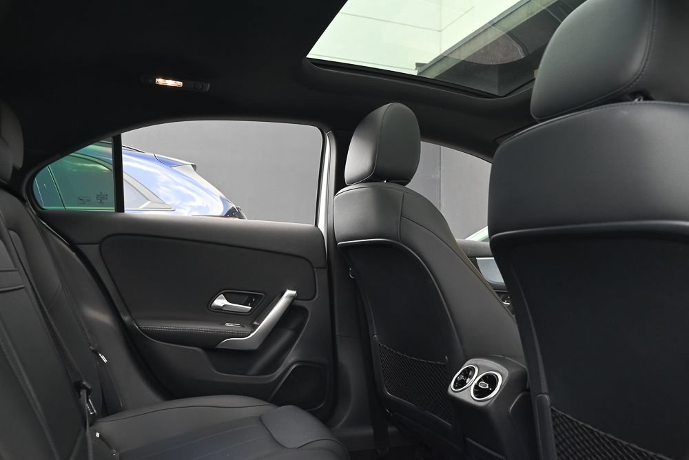 Used 2022 Mercedes-Benz A 220 image 13