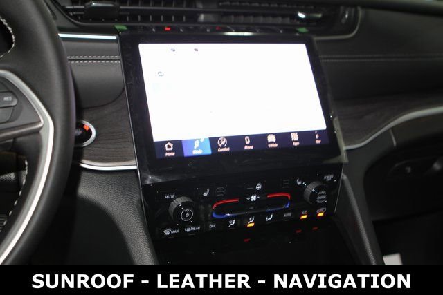 New 2025 Jeep Grand Cherokee Limited image 20