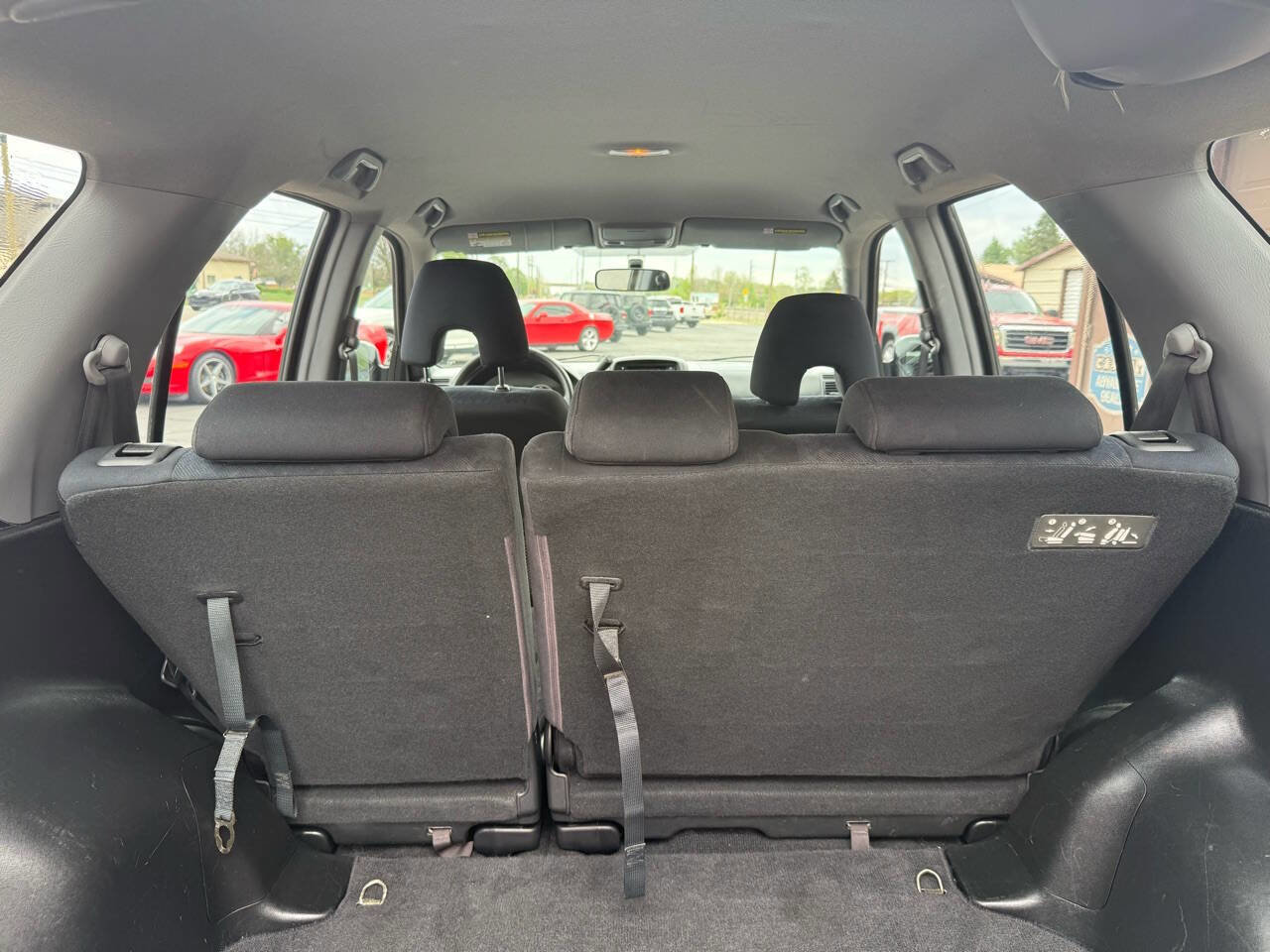 Used 2005 Honda CR-V LX image 57
