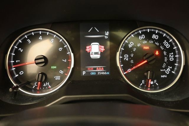 Used 2021 Toyota RAV4 XLE w/ Convenience Package AWD/4WD image 27