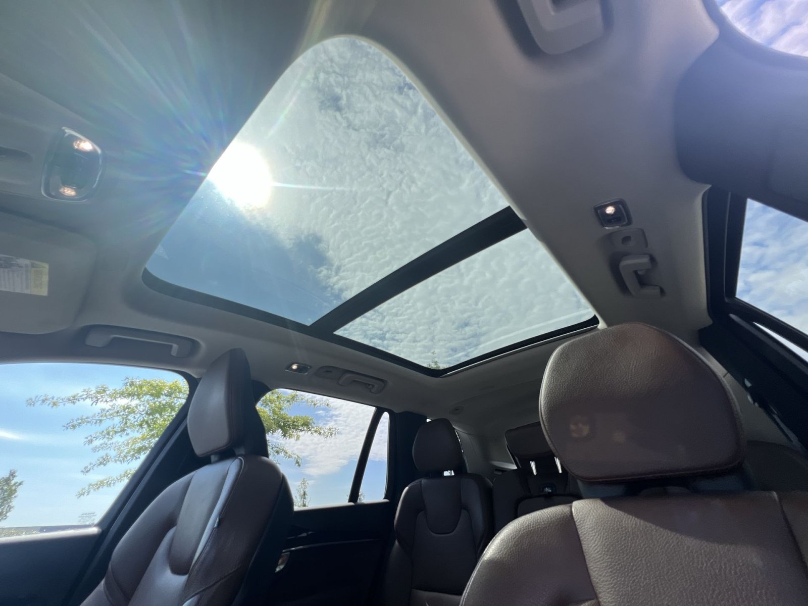 Used 2019 Volvo XC90 T6 Momentum w/ Advanced Package AWD/4WD image 24