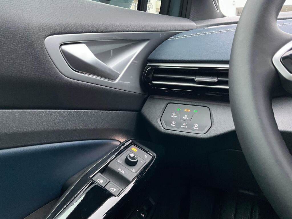 New 2026 Volkswagen ID.4 Pro S Plus image 22