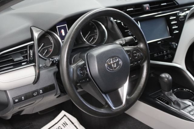 Used 2020 Toyota Camry LE w/ Fleet Convenience Package FWD image 12