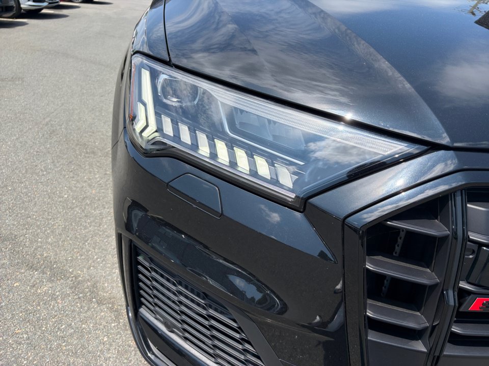 Used 2023 Audi SQ7 Premium Plus w/ Executive Package AWD/4WD image 24