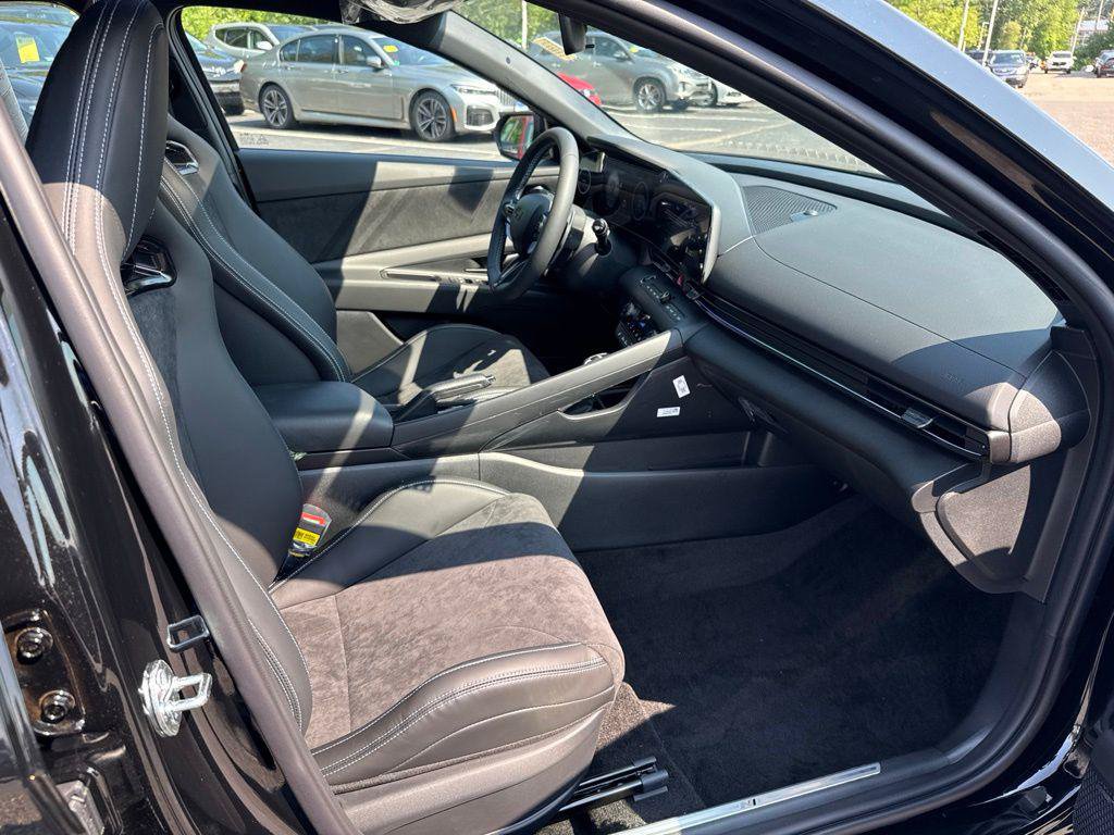 New 2026 Hyundai Elantra N FWD image 19