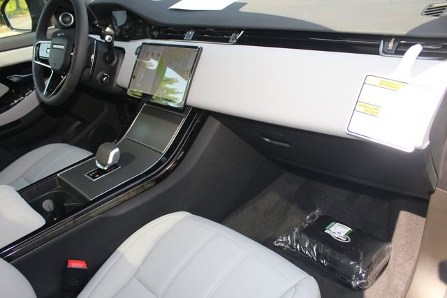 New 2026 Land Rover Range Rover Evoque S image 24