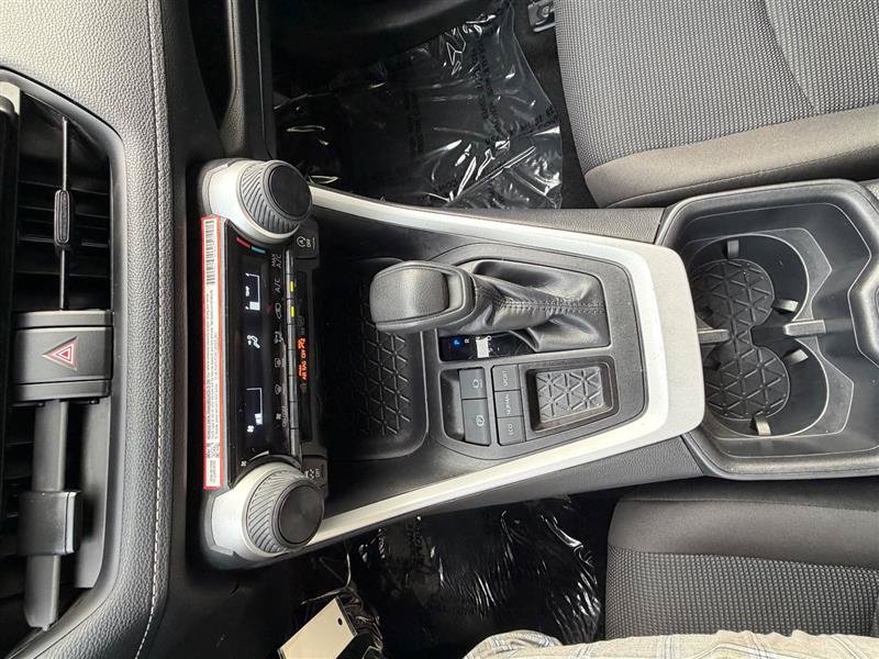 Used 2025 Toyota RAV4 LE FWD image 37