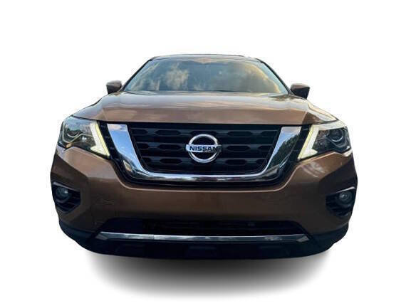 Used 2017 Nissan Pathfinder Platinum w/ Family Entertainment Package image 1