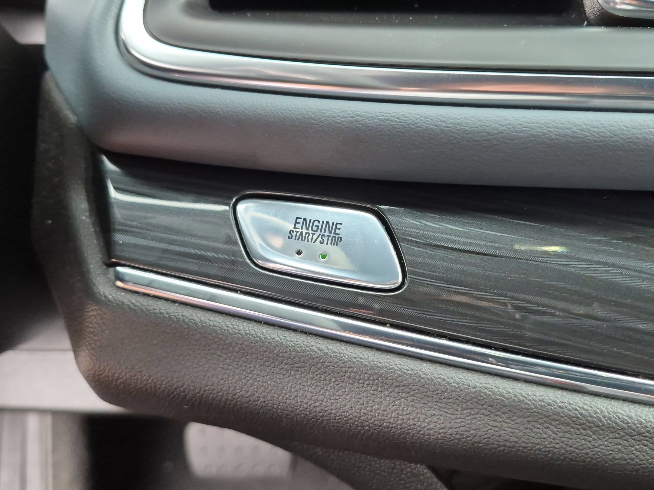 Certified 2023 Buick Enclave Essence AWD/4WD image 15