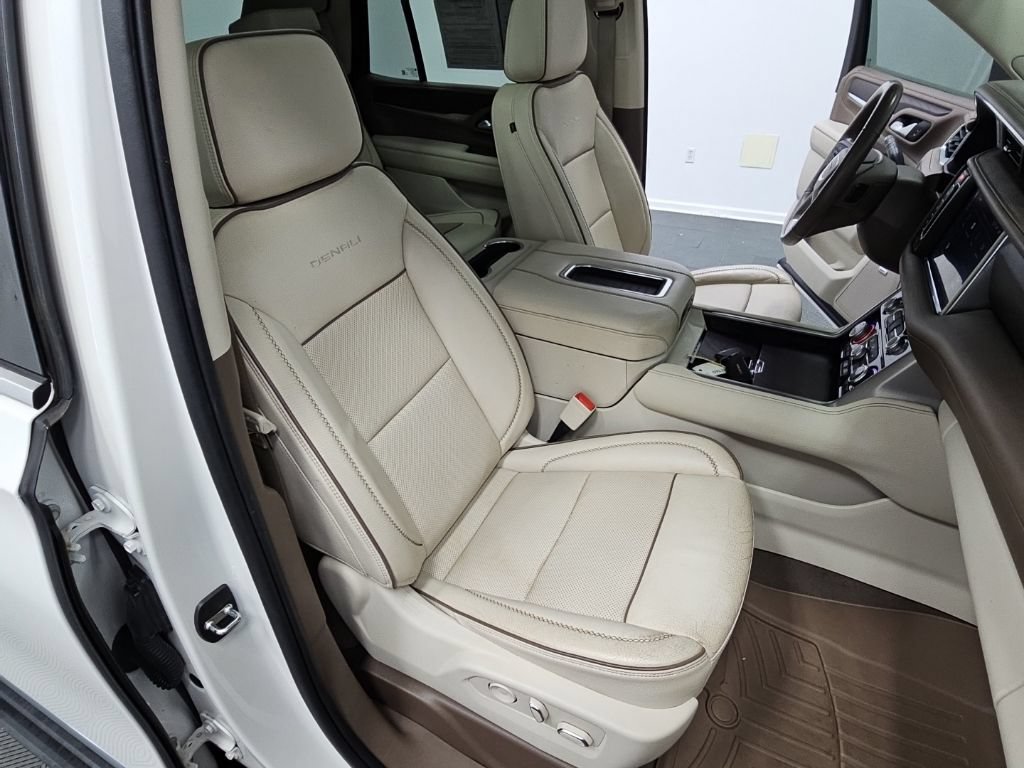 Used 2022 GMC Yukon Denali w/ Advanced Technology Package RWD image 46
