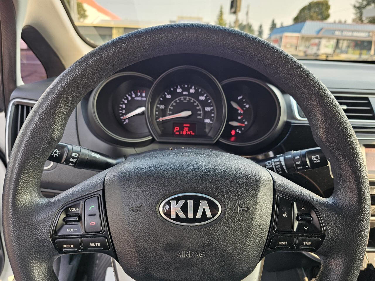 Used 2016 Kia Rio LX image 12