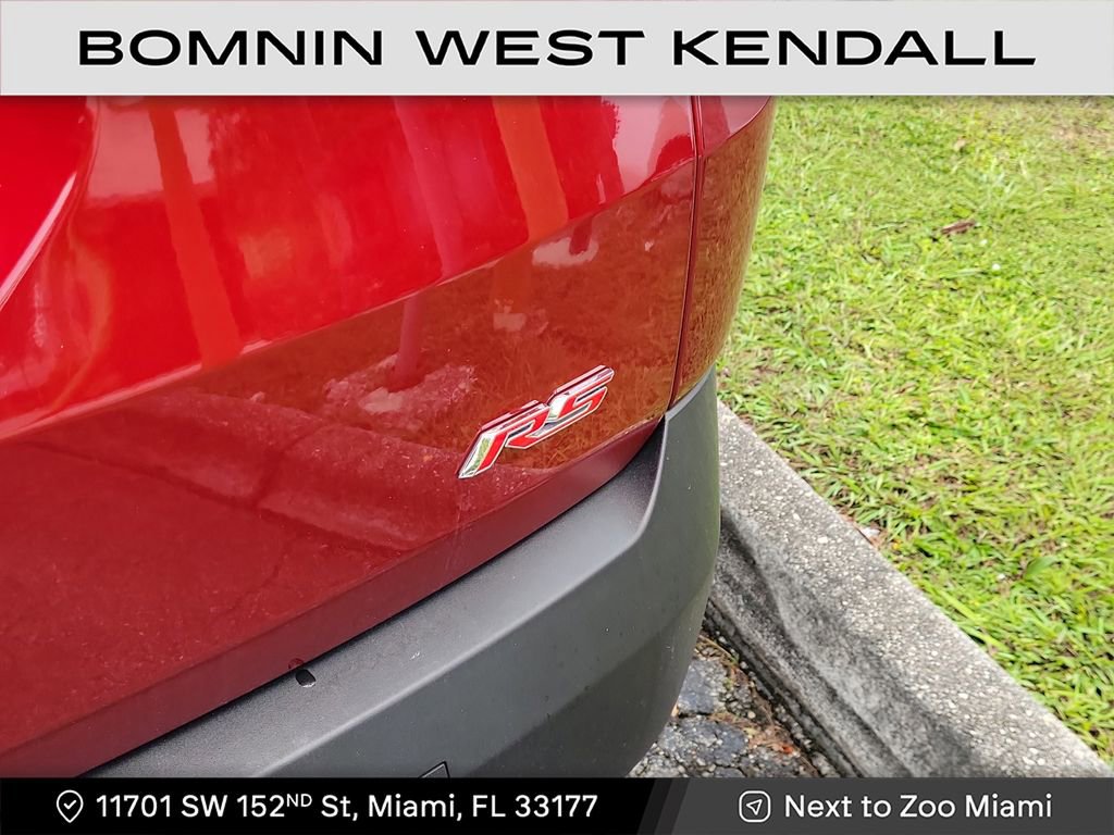 Used 2023 Chevrolet Traverse RS image 5